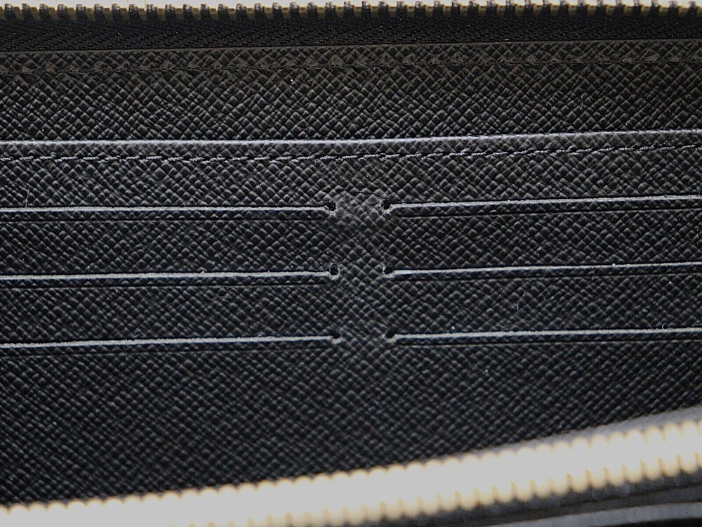 LOUIS VUITTON Zippy Wallet Epi Leather Black Long